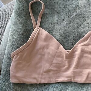 Aritzia TnAction Sports Bra pink NWOT